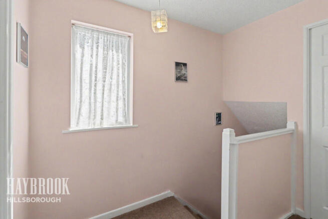 3 bed Semi-Detached for sale Image 11