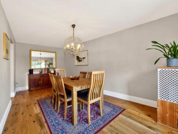 2 bed House for sale Image 6