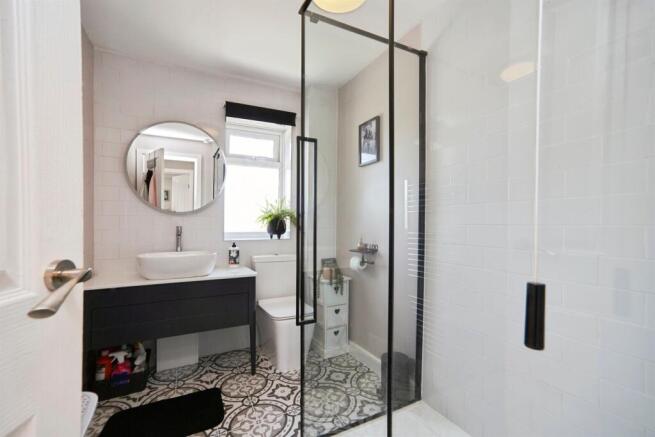 2 bed Town House for sale Image 9