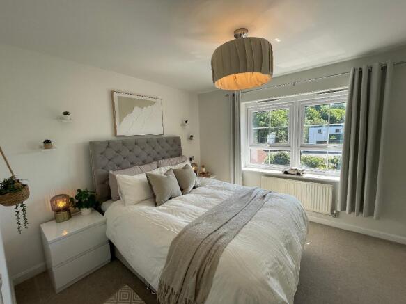 2 bed Semi-Detached for sale Image 7