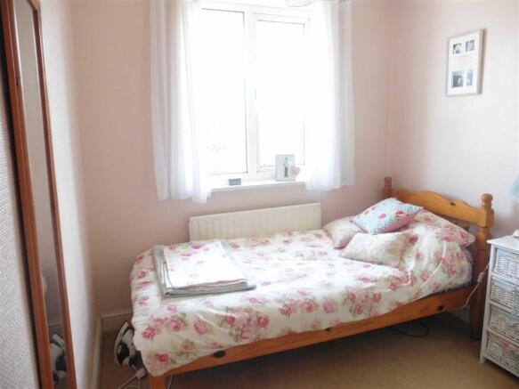 Bedroom 3 (rear)