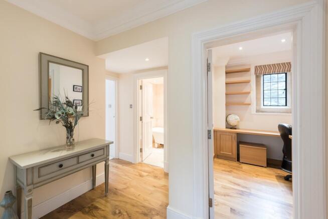 7-framewood-manor-11