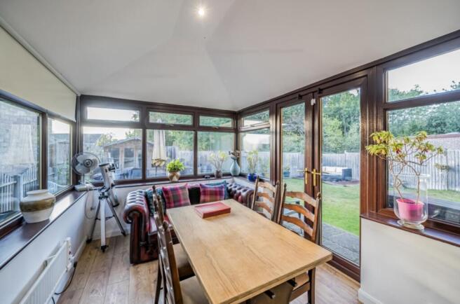 4 bed Detached for sale Image 7