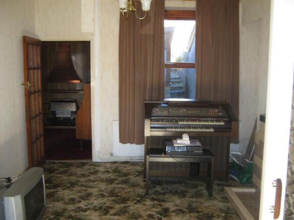 Photo 3