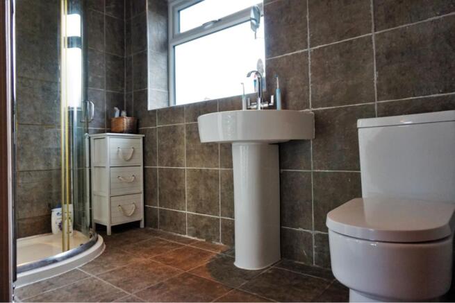 Master En-suite