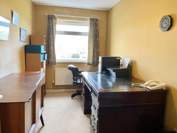 Bedroom 3/Office