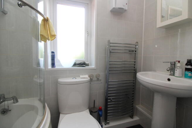 2 bed End of Terrace to rent Image 10