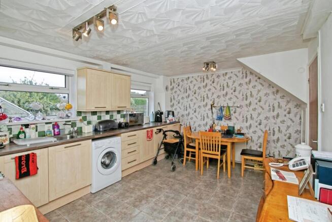 Kitchen/Breakfast Rm