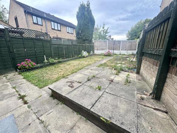 3 bed House to rent Image 11