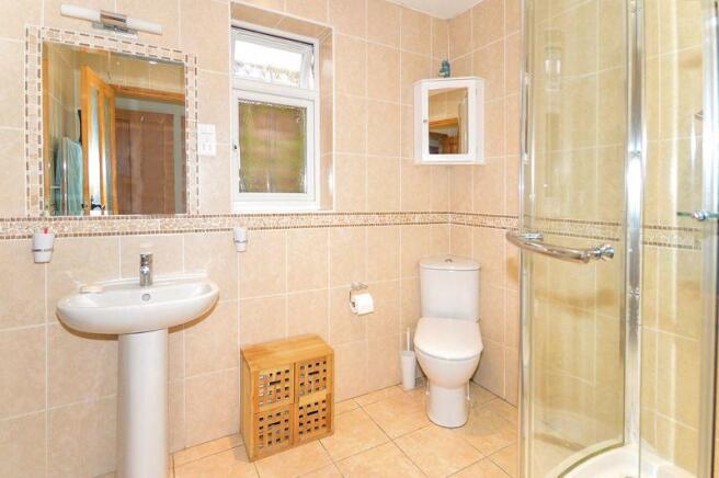 En-Suite Showe...