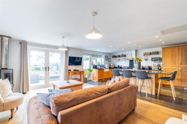 Kitchen/Sitting Room