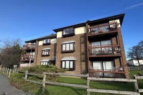 10, 3 Willow Court, Rosewood Lane, Shoeburyness, Southend-on-sea SS3 9EW