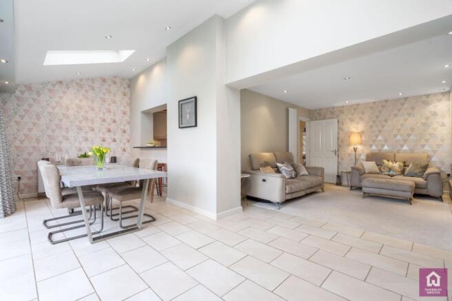 Living/Dining Room