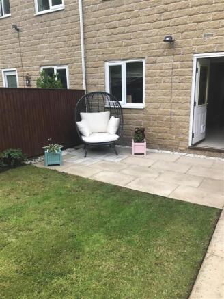 Courtyard Rear 3.jpg