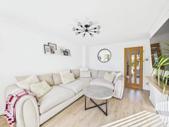 3 bed Semi-Detached for sale Image 7