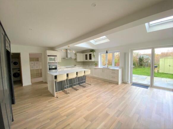 School Lane, Broomfield, Chelmsford, Essex photo 4