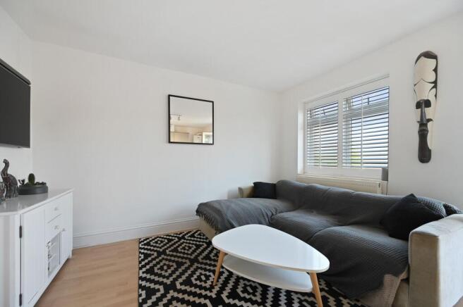 Lounge / Kitchen