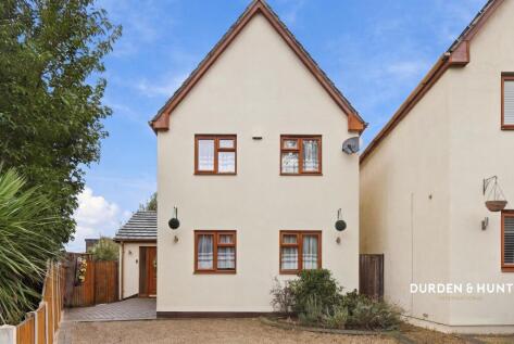 Spinney Close, Rainham, RM13