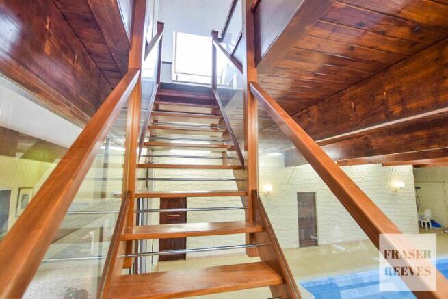 Stairway to annex