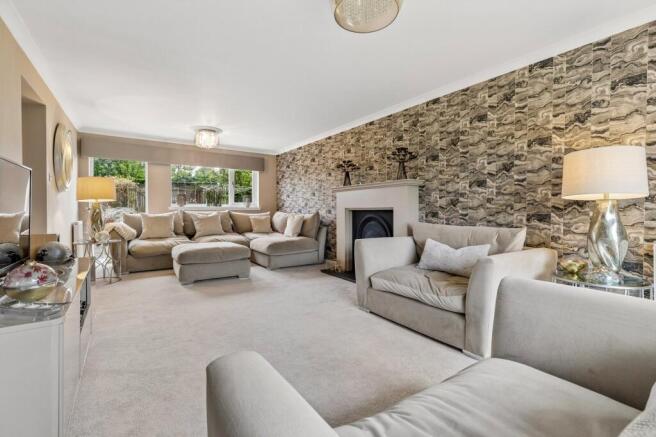 Lubnaig Gardens, Bearsden photo 4