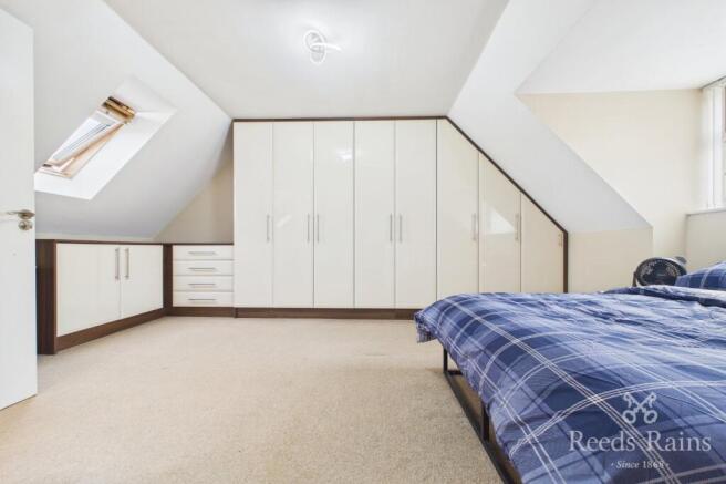 3 bed Terraced for sale Image 10