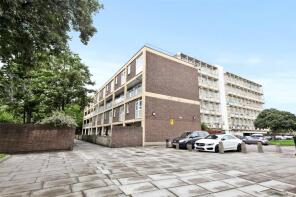 35, Boyton Close, London E1 4AN