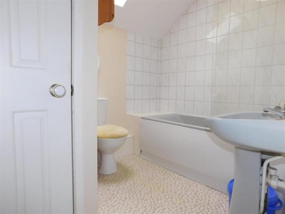 bathroom.JPG