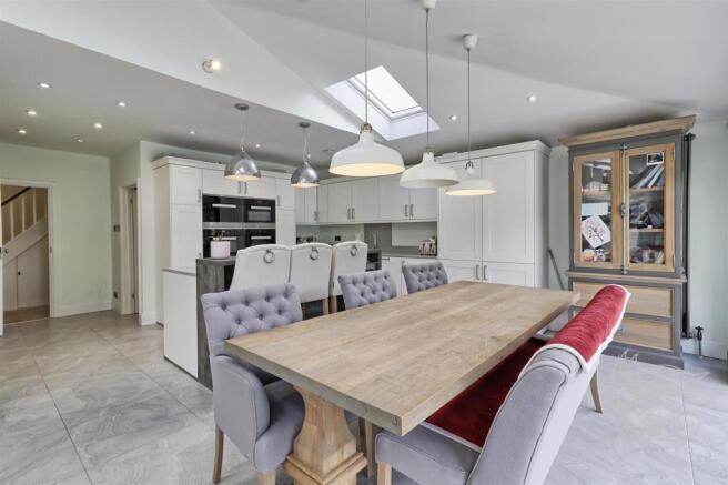 _MG_6264_5_6_easyHDR-interior3.jpg