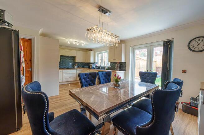 Kitchen / Diner