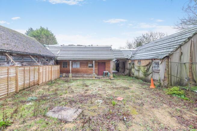 Little Heath Farm, Little Heath Lane, Potten End, Berkhamsted, HP4 2RY