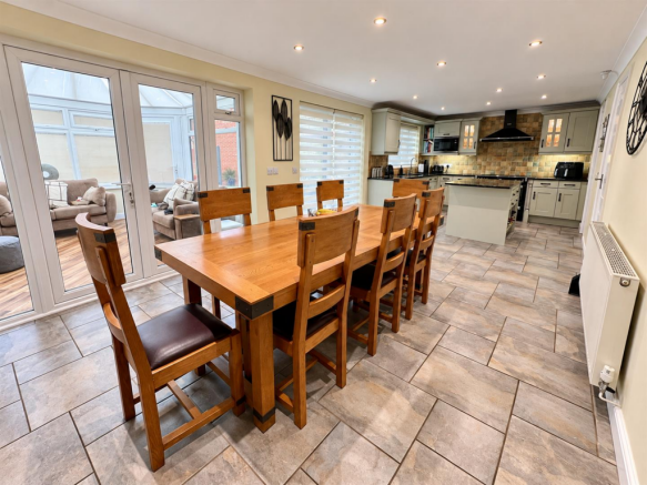 Dining Kitchen