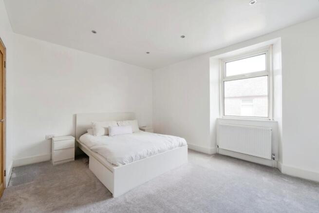 Bedroom1_1