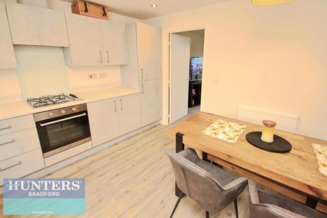 3 bed Semi-Detached for sale Image 9