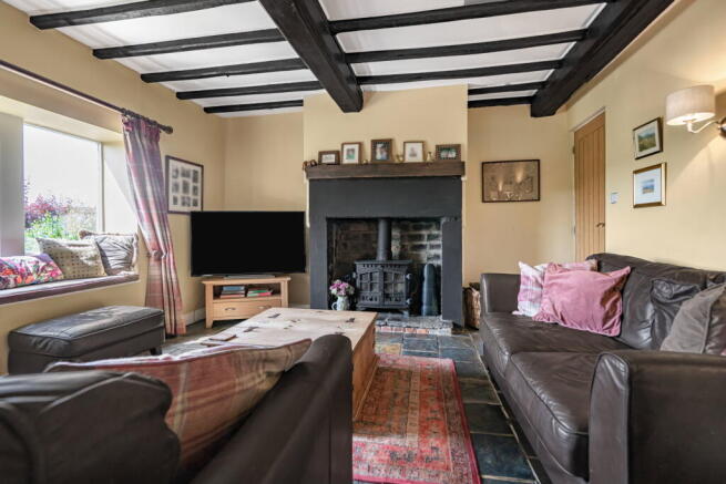 4 bed Semi-Detached for sale Image 11