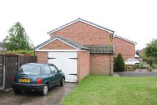 Detached Garage