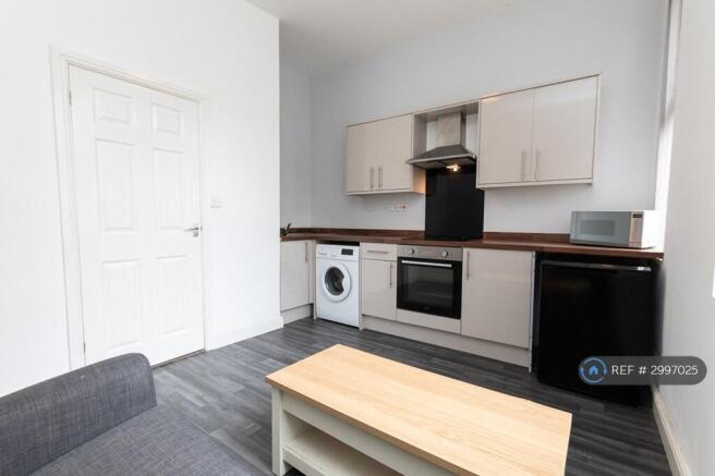 Modern Fitted Kitchen
