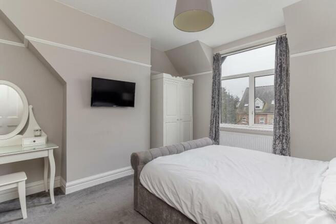 Bedroom 1 - B.jpg