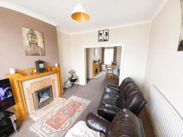 LOUNGE2