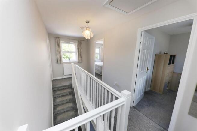 3 bed Detached for sale Image 11