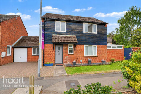 High Mead, Royal Wootton Bassett
