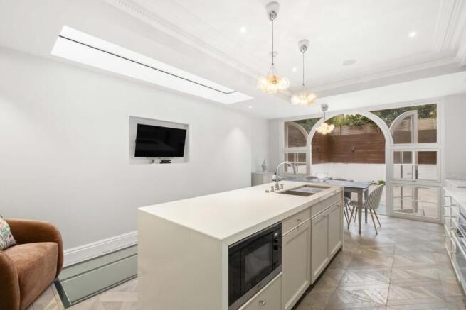 Kitchen/Breakfast Room