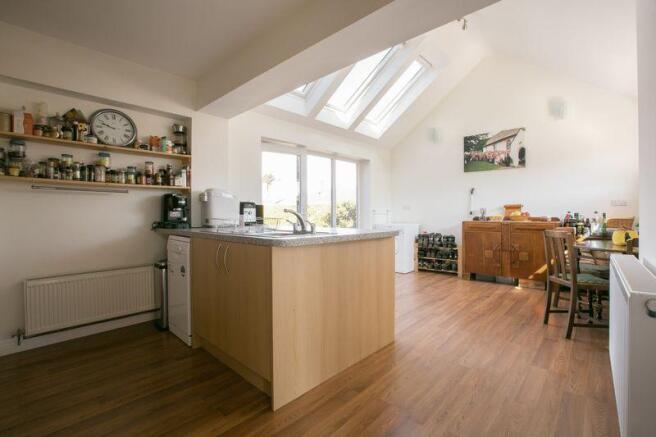 kitchen / dining