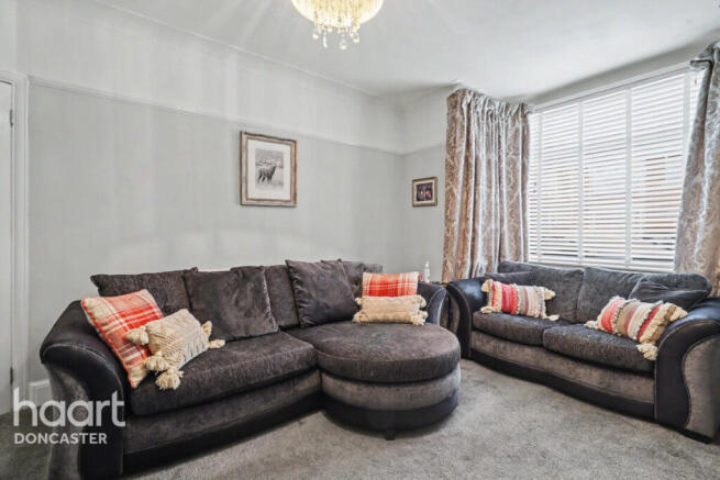 3 bed Semi-Detached for sale Image 9