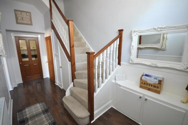 3 bed Semi-Detached for sale Image 9