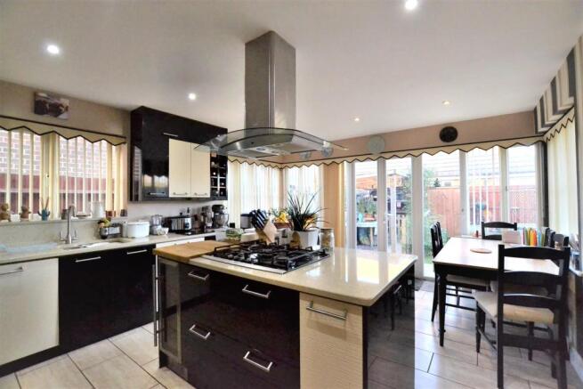 Kitchen Diner