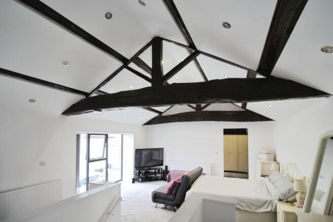 3 bed Not Specified for sale Image 12