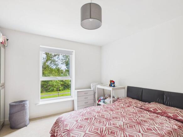 4 bed Detached for sale Image 10