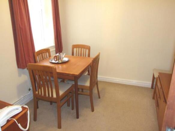 Bed 2/ Dining Room