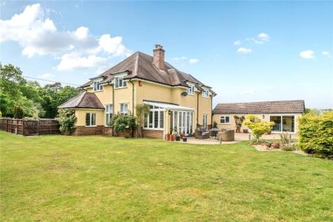 Wootton Farm Road, Wootton, New Milton, Hampshire, BH25