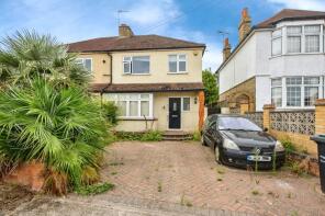 72, Chalk Road, Gravesend DA12 4UZ